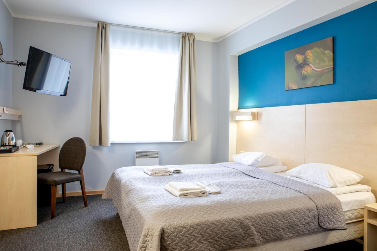 Rija Bauska Hotel Bagian luar foto