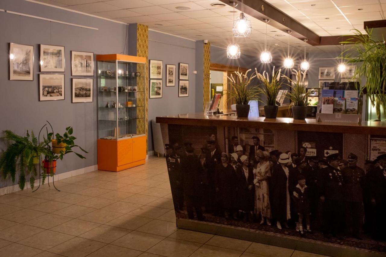 Rija Bauska Hotel Bagian luar foto