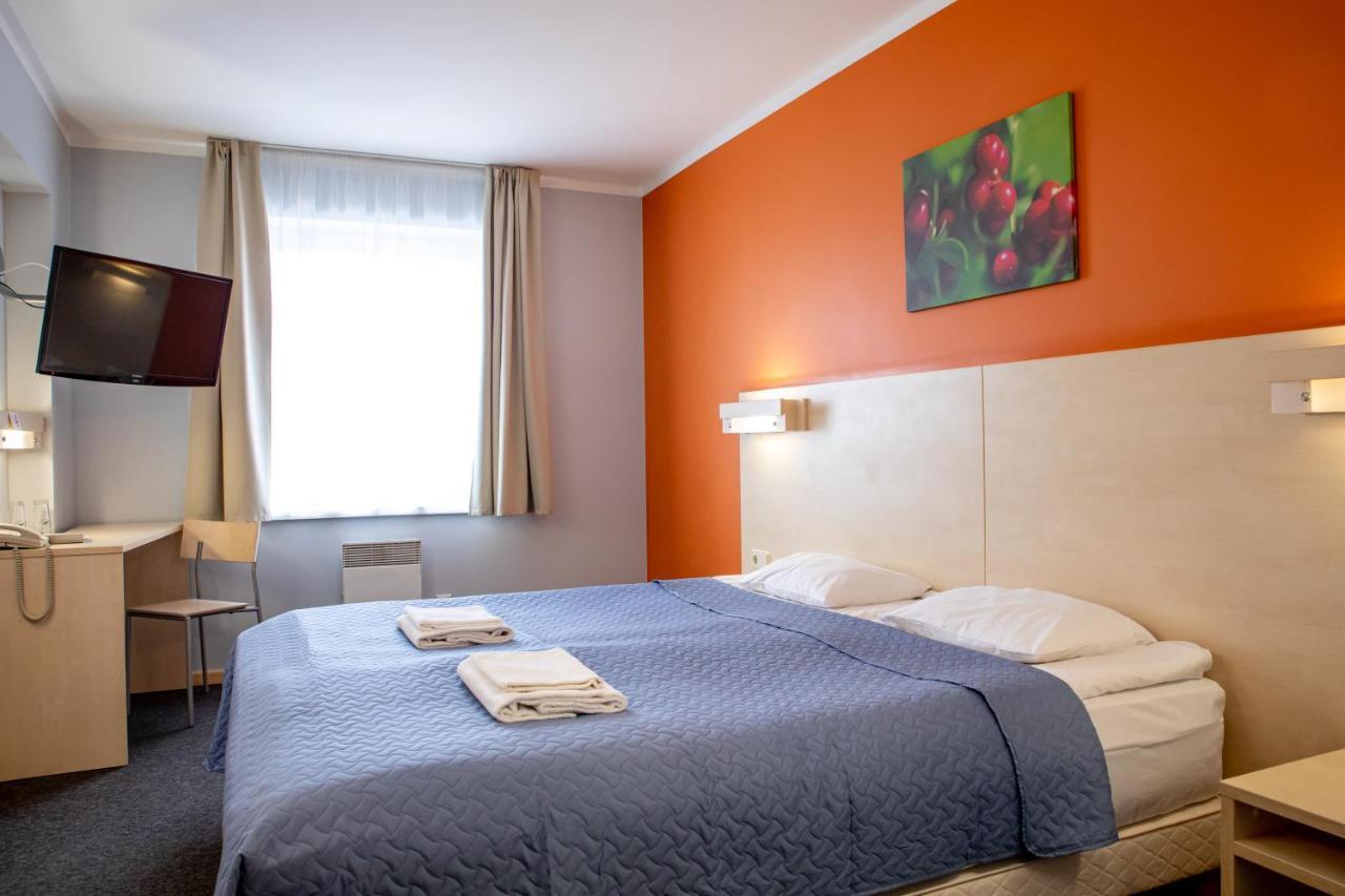 Rija Bauska Hotel Bagian luar foto