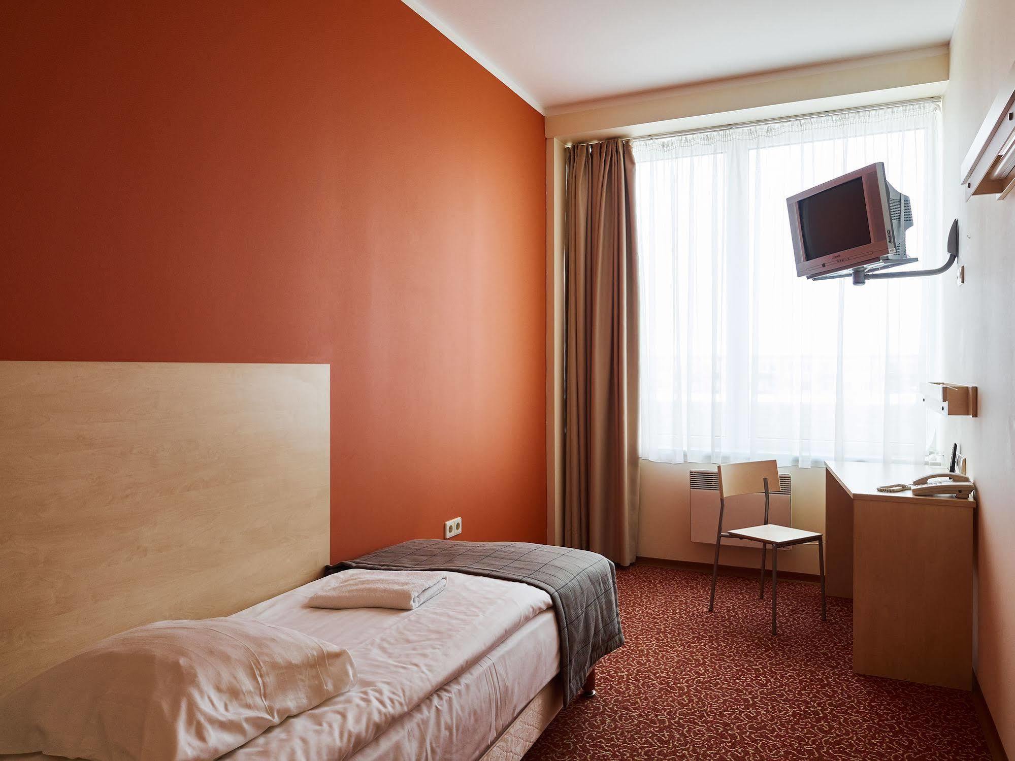 Rija Bauska Hotel Bagian luar foto