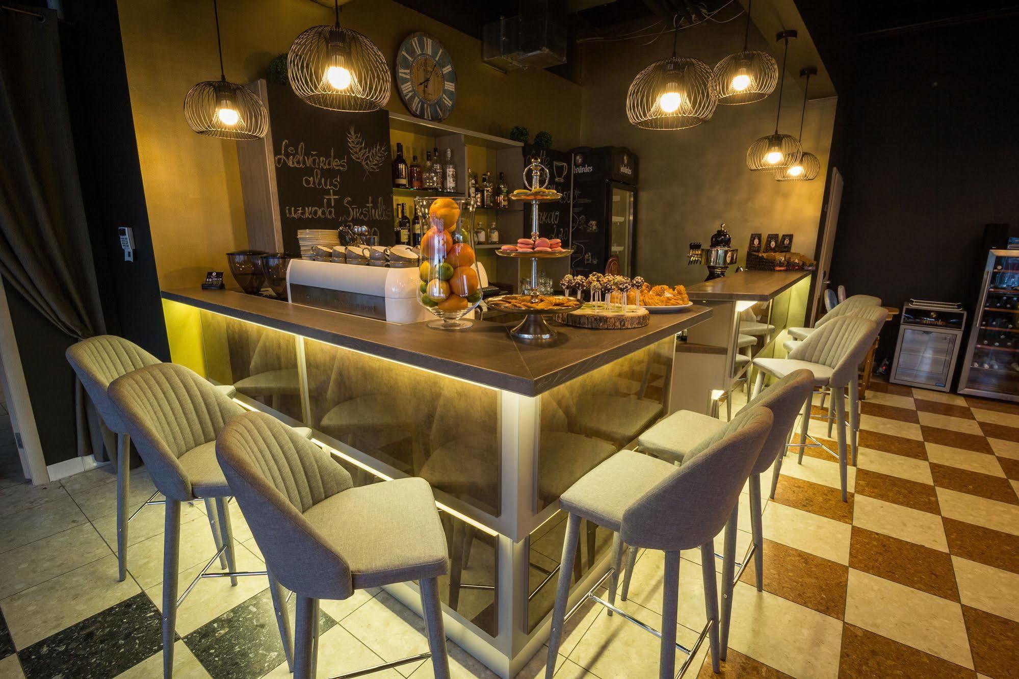 Rija Bauska Hotel Bagian luar foto