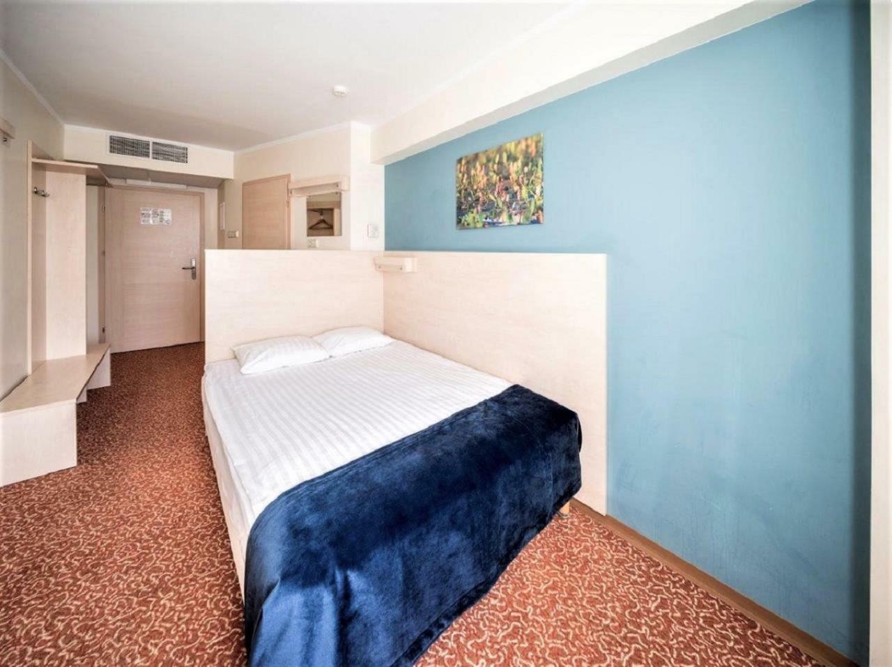 Rija Bauska Hotel Bagian luar foto